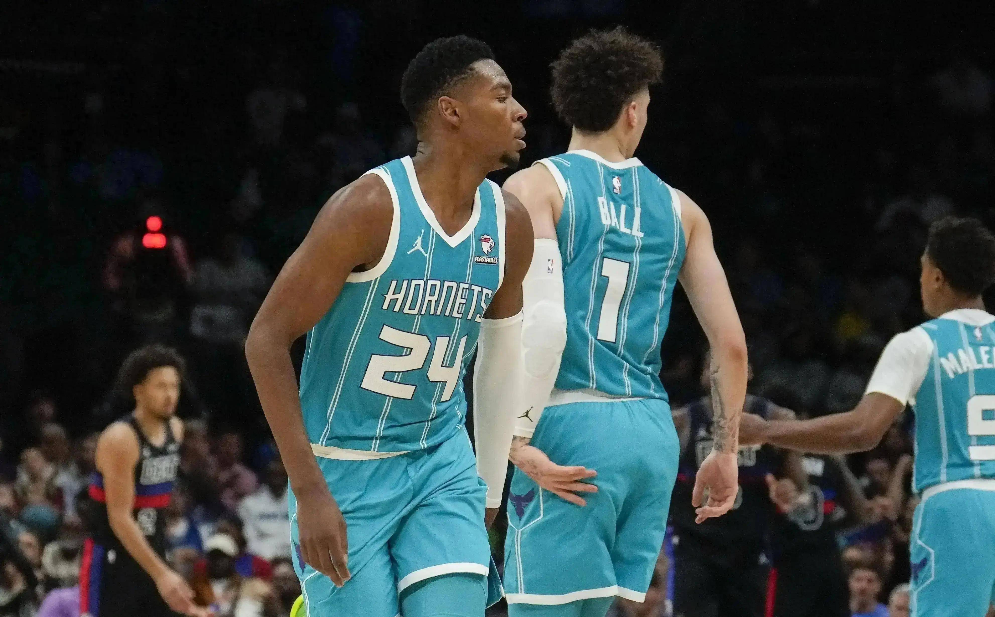 雷竞技下载夏洛特黄蜂内部会议纪要流出：赛前刷新队史纪录，NBA常规赛使命明确，赛程密集仍需轮换的简单介绍