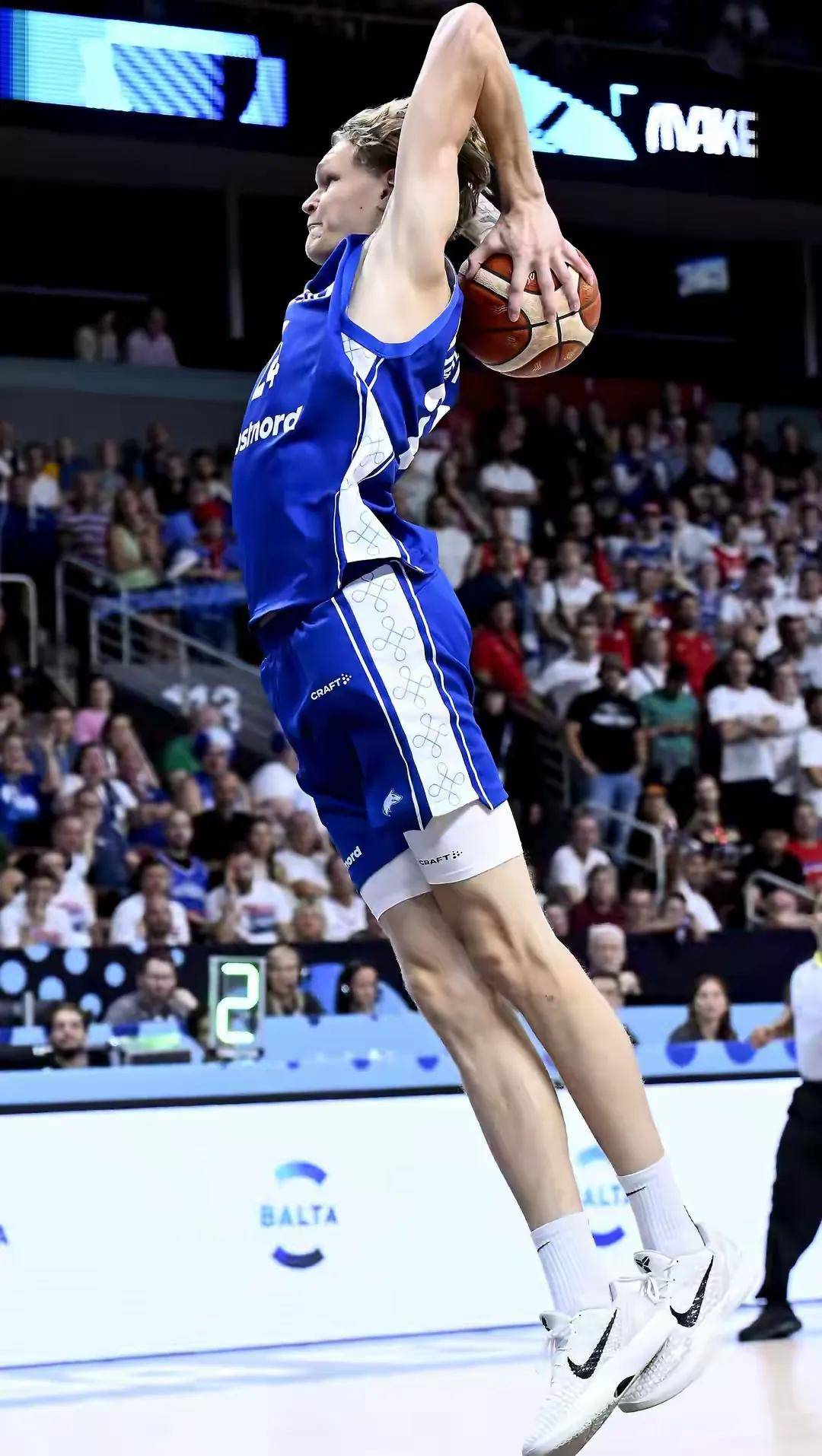 赛地聚焦——NBA季后赛集结日热度飙升，托特纳姆刷新队史纪录，球迷炸锅，资深球员宣示担当的简单介绍