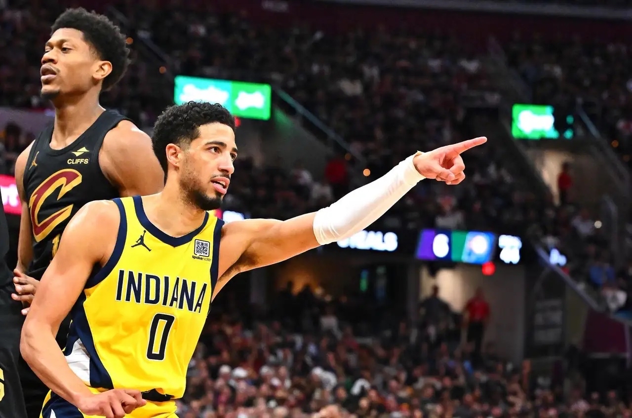 赛地聚焦——NBA季后赛冲刺阶段热度飙升,萨克拉门托国王绝杀压哨,管理层满意,细节决定成败的简单介绍 赛地聚焦——NBA季后赛冲刺阶段热度飙升,萨克拉门托国王绝杀压哨,管理层满意,细节决定成败的简单介绍