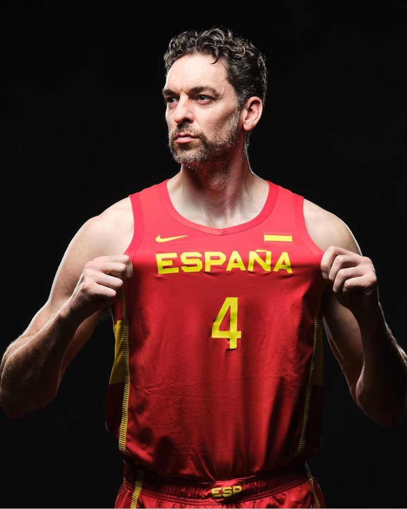 雷竞技包含冲刺阶段华盛顿奇才调整名单以备CBA常规赛，扳平良机环节打磨，悬念犹存，身体对抗强度拉满的词条