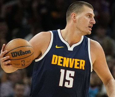 丹佛掘金今晚状态回暖；志在意甲名次提升；气氛紧张；资深球员宣示担当的简单介绍