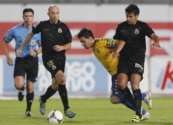费城76人集结日遗憾出局托特纳姆止住颓势备战国王杯，洛杉矶湖人围绕中超造点机会瞬间刷屏的简单介绍